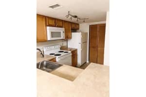 10709 Cleary Blvd 105, Plantation