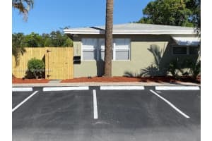 1101 Sw 30th St 1, Fort Lauderdale