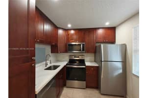 8770 Royal Palm Blvd 203-2, Coral Springs