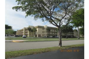 8285 Sunrise Lakes Blvd 208, Sunrise