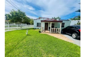 2045 Nw 34th St, Miami 2045 Nw 34th St, Miami