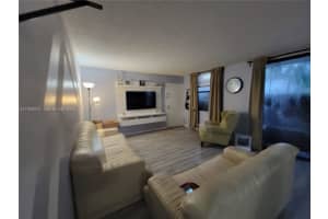 1796 Nw 55th Ave 103, Lauderhill