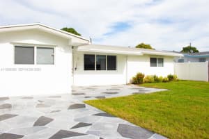 8781 Johnson St, Pembroke Pines