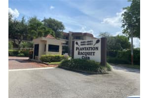 10451 W Broward Blvd 405, Plantation