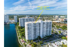 2851 Ne 183rd St 2211 E, Aventura