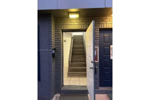 837 Nw 46th Ave 837, Plantation