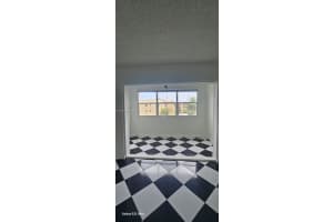 8595 Sunrise Lakes Blvd 307, Sunrise