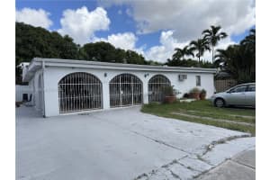 343 W 42nd St A, Hialeah