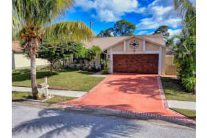135 Rosewood Cir, Jupiter