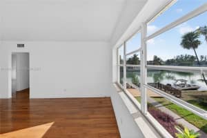 160 S Shore Dr 5, Miami Beach