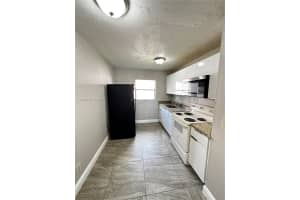 2120 Nw 4th St 2, Pompano Beach