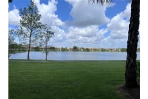 5061 Wiles Rd 102, Coconut Creek
