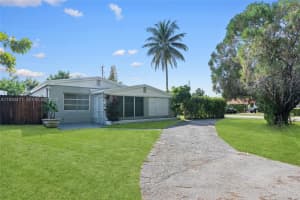 1300 Ne 183rd St 1300, North Miami Beach