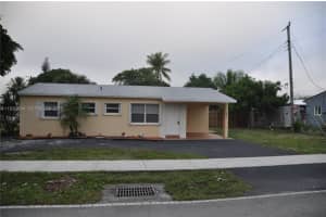 571 Ne 61st St, Oakland Park