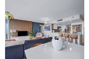 7601 E Treasure Dr 711, North Bay Village