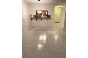 160 Sw 30th Ave 104a, Miami