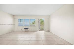 79 Suffolk B 79, Boca Raton