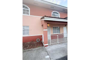 6801 W 36th Ave 102, Hialeah