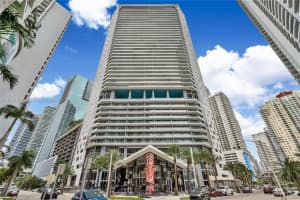 1300 Brickell Bay Dr 1704, Miami
