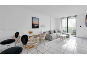 546 Sw 1st St 603, Miami