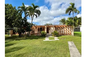 1835 N Hibiscus Dr, North Miami 1835 N Hibiscus Dr, North Miami