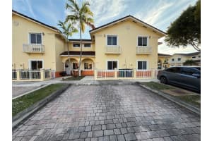 7402 Nw 179th Ter 0, Hialeah