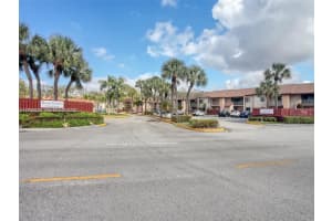 8041 Southgate Blvd H1, North Lauderdale