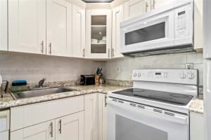 210 172nd St 533, Sunny Isles Beach 210 172nd St 533, Sunny Isles Beach