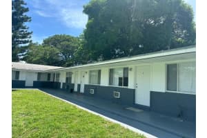 325 Ne 2nd St 4, Hallandale Beach