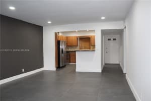 5140 Sw 40th Ave 3c, Dania Beach