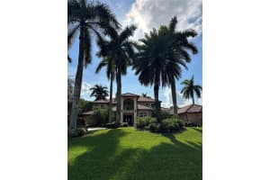 3855 Windmill Lake Road, Weston