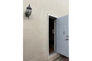 6320 Sw 163rd Pl 6320, Miami