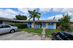 826 Sw 5th Ct 1, Hallandale Beach
