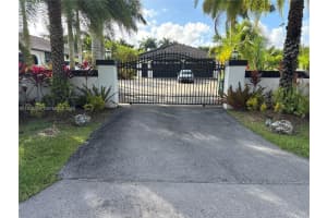 15900 Sw 54th Pl 1, Southwest Ranches