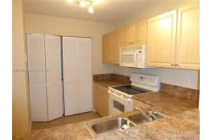 529 E Sheridan St 1071, Dania Beach