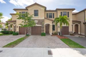 3316 W 91st Ter, Hialeah