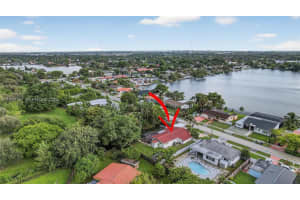 2500 Ne 209th Ter, Miami