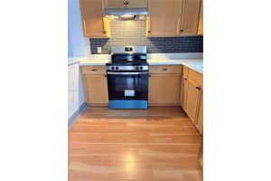 249 Sw 4th St 1, Dania Beach