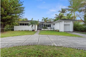 1230 96th St, Bay Harbor Islands