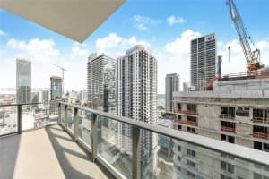 11 Ne 6th Street 3209, Miami