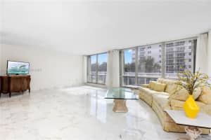 2751 S Ocean Dr 208s, Hollywood