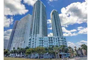 1900 N Bayshore Dr 3705, Miami