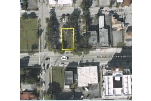 1471 Sw 1st St, Miami