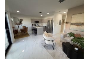 2308 E 4th Ave 205, Hialeah