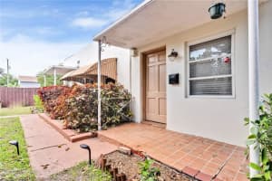 427 Ne 107th St 2, Miami