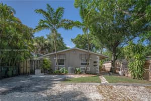 208 Sw 11th St 1, Fort Lauderdale