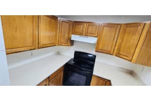 6820 W Flagler St 105, Miami