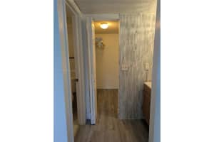 2401 Nw 56th Ave 3-202, Lauderhill