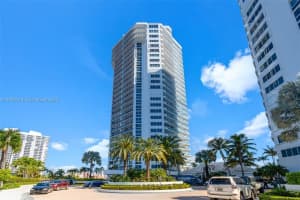 3801 Ne 207th St 603b, Aventura