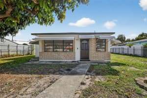 2440 Nw 152nd Ter, Miami Gardens